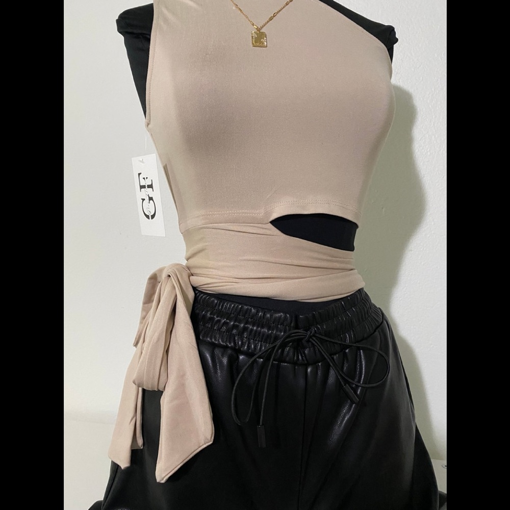 On Sale 🔴 Tie side top